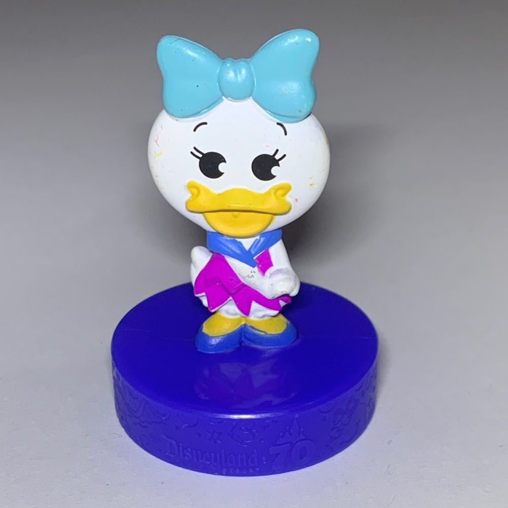 Daisy Duck Disneyland 70th Anniversary Figure Toy